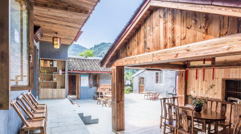 Wudangshan Tianle Hotel Shiyan  Zewnętrze zdjęcie