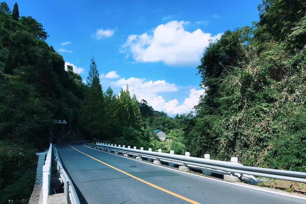 Wudangshan Tianle Hotel Shiyan  Zewnętrze zdjęcie